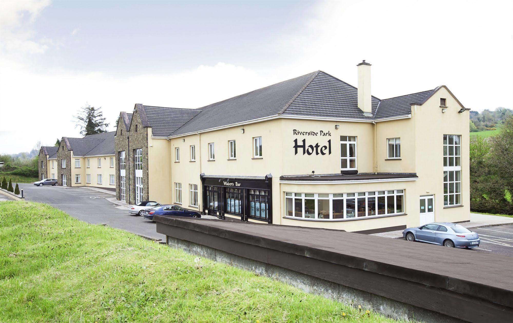 Riverside Park Hotel 麦克鲁姆 外观 照片